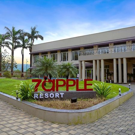 7 Apple Resort Lonavala Esterno foto